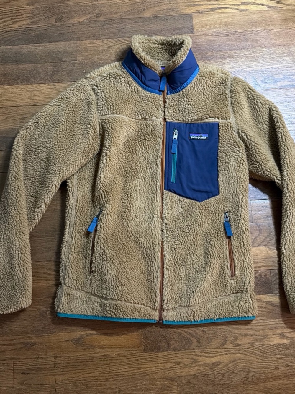 Patagonia Tan Fleece Jacket with Teal Trim